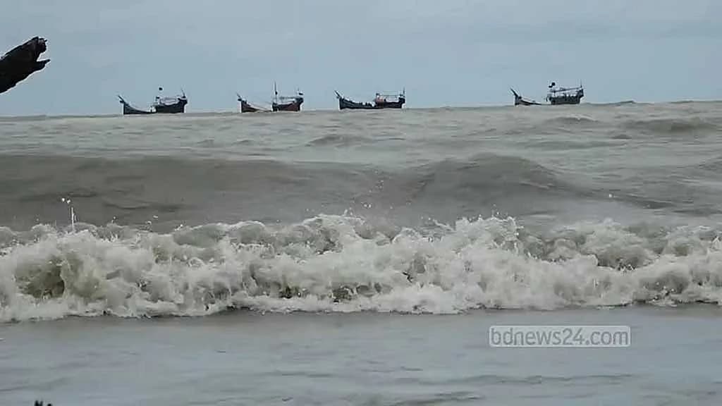নিম্নচাপ রূপ নিল গভীর নিম্নচাপে, সম্ভাব্য ঘূর্ণিঝড়ের নাম ‘অর্ণব’