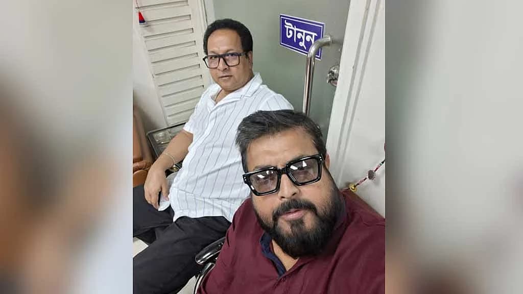 বাপ্পারাজকে নিয়ে ওমর সানীর স্মৃতিচারণ: ‘দিনশেষে আপনি অনেক দুষ্টু’