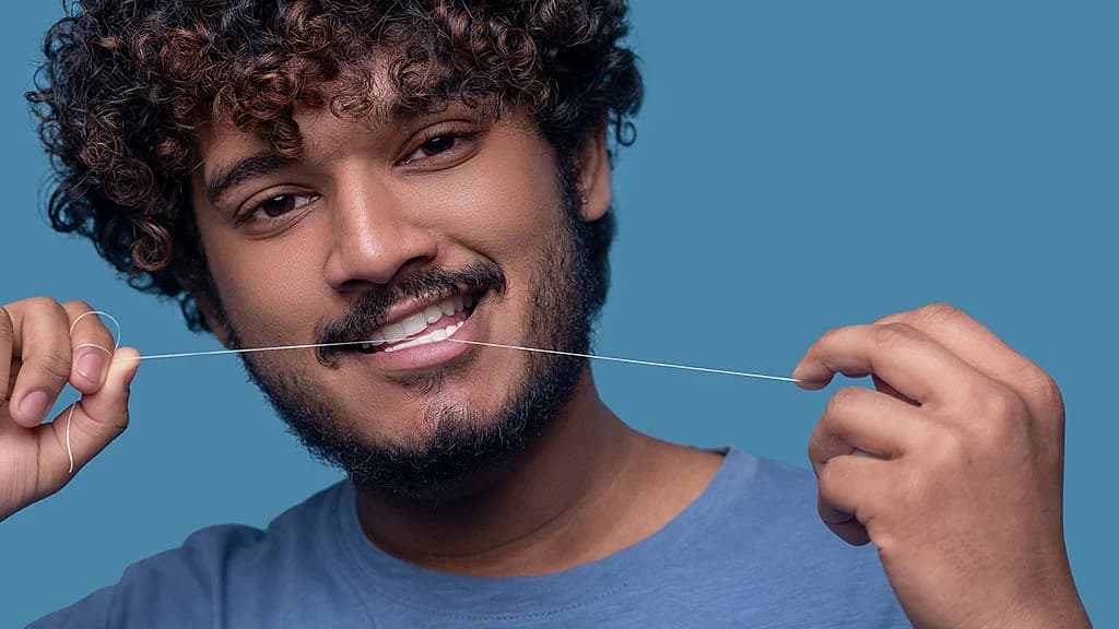 নিয়মিত ফ্লসিং করলে স্বাস্থ্যে যে প্রভাব পড়ে