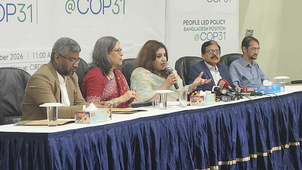জলবায়ু অর্থায়ন নিয়ে ‘হতাশ’ শামা ওবায়েদ সমন্বয় চান দর-কষাকষিতে