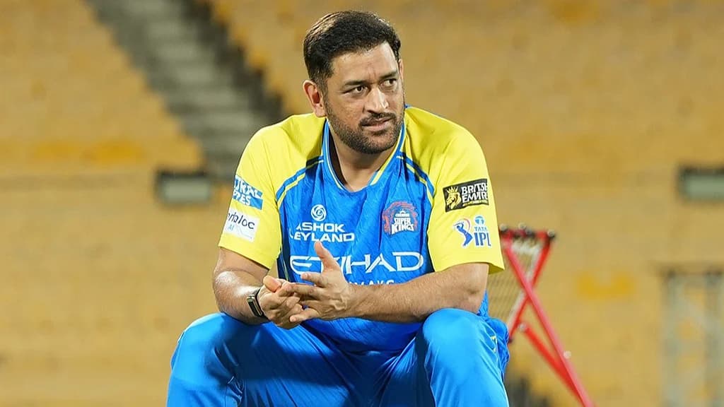 আইপিএল ক্যারিয়ারের ভবিষ্যৎ নিয়ে ‘ডিসেম্বরের আগে জানাবেন’ ধোনি